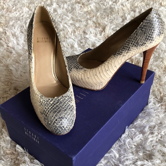 Stuart Weitzman pumps - Picture 2 of 6